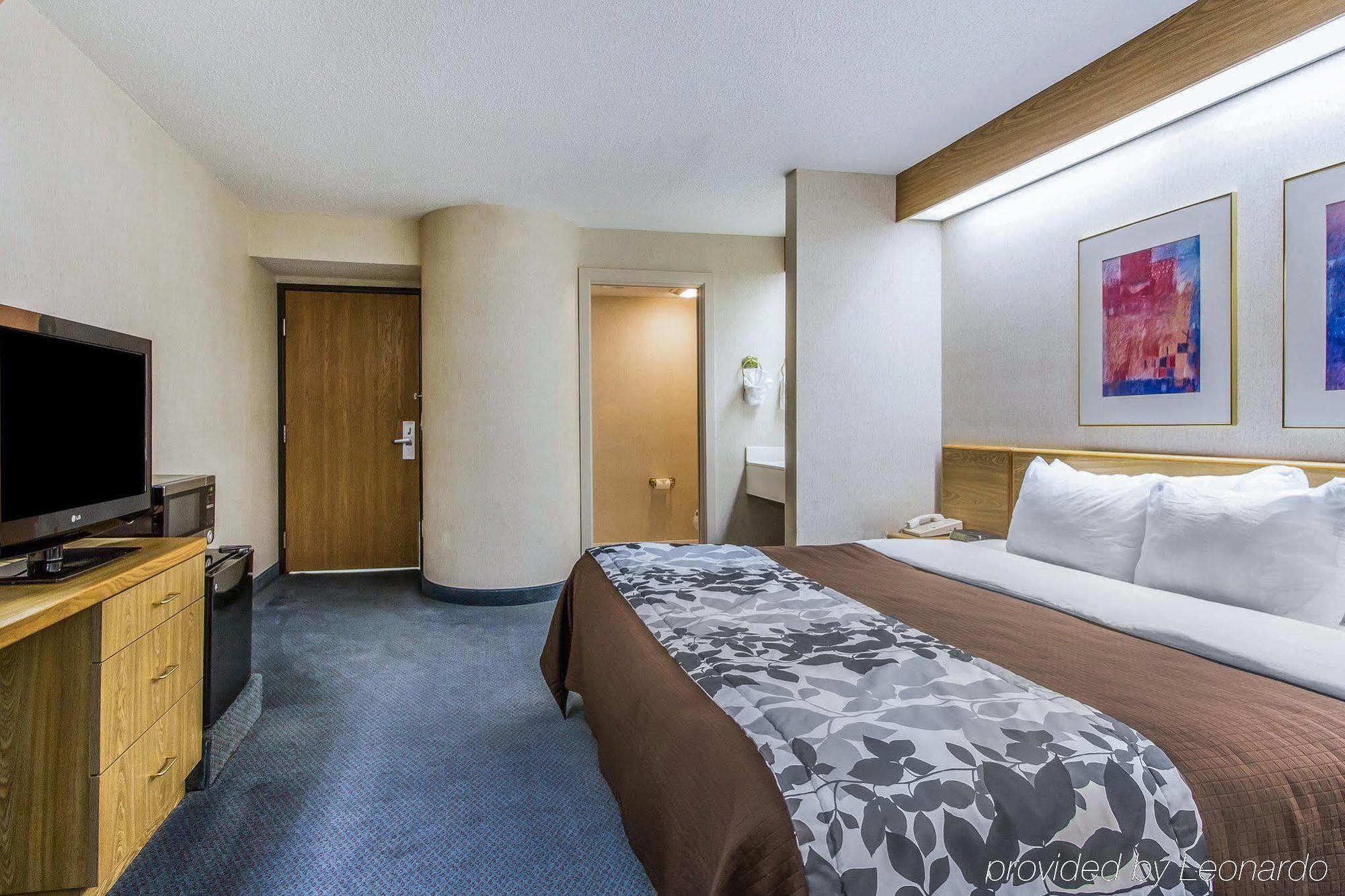 Rodeway Inn Fremont Eksteriør billede